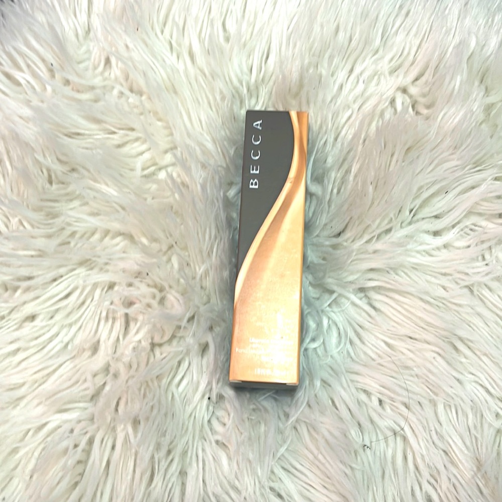 Brand New Ultimate Coverage Foundation Color Buttercup